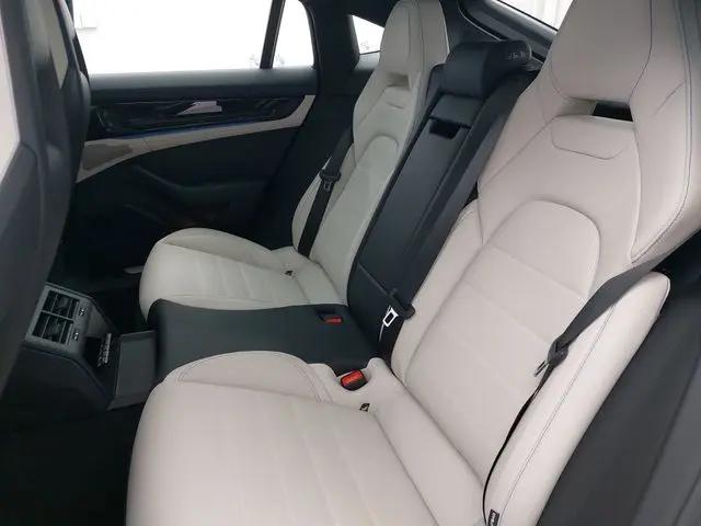 2026 Porsche Panamera Panamera