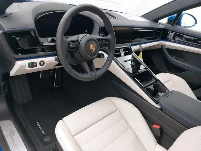 2026 Porsche Panamera Panamera