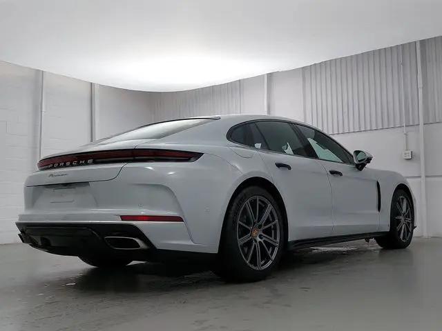 2026 Porsche Panamera Panamera