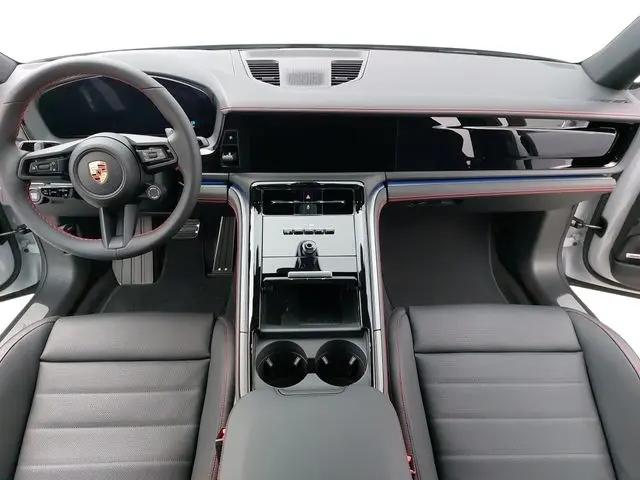 2026 Porsche Panamera Panamera