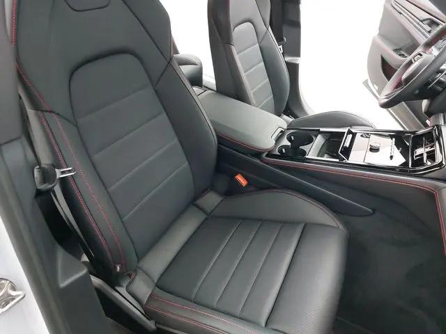 2026 Porsche Panamera Panamera