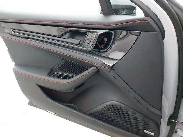 2026 Porsche Panamera Panamera