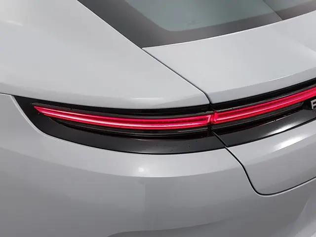 2026 Porsche Panamera Panamera