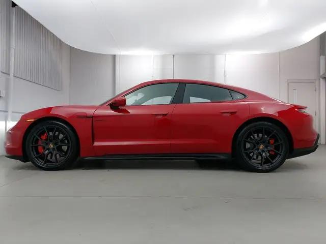 2026 Porsche Taycan GTS