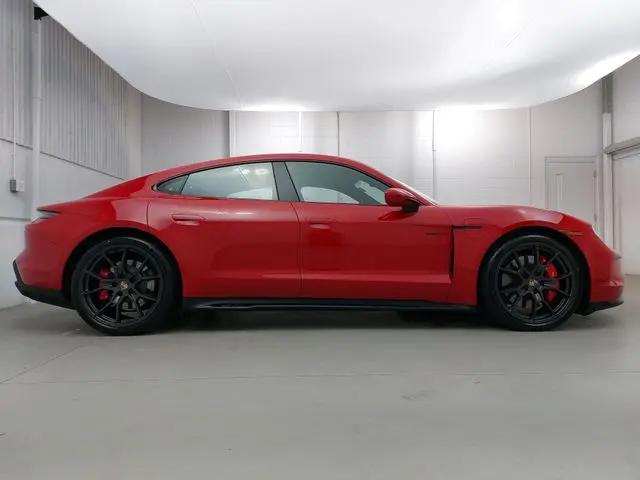 2026 Porsche Taycan GTS