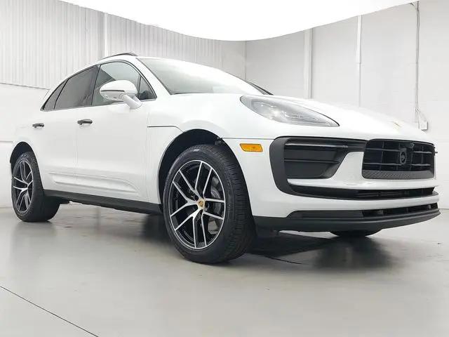 2026 Porsche Macan Macan