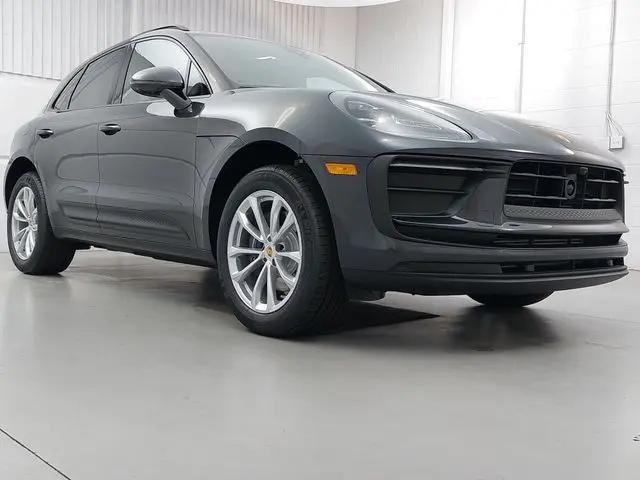 2026 Porsche Macan Macan