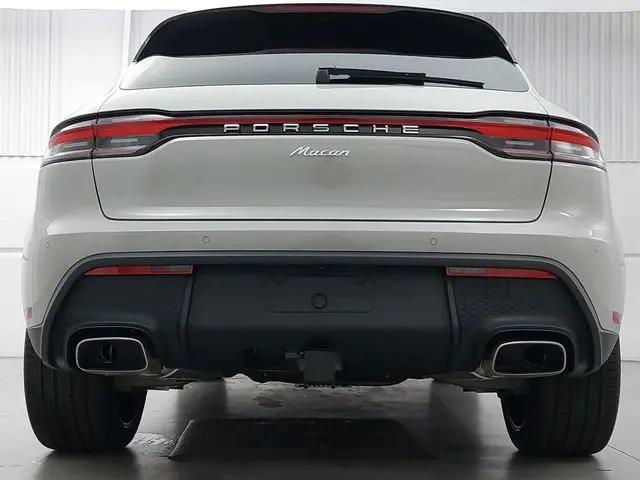 2026 Porsche Macan Macan