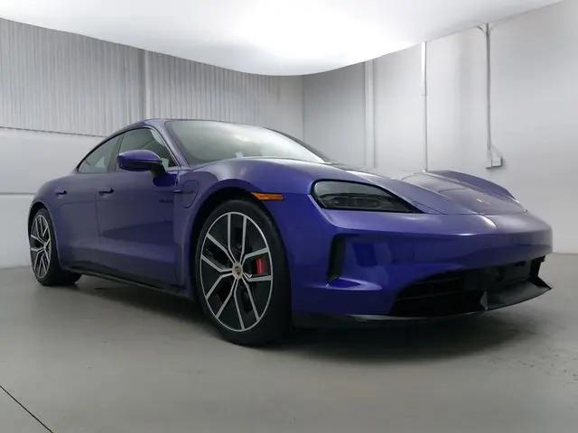 2025 Porsche Taycan GTS