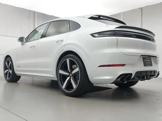 2026 Porsche Cayenne GTS