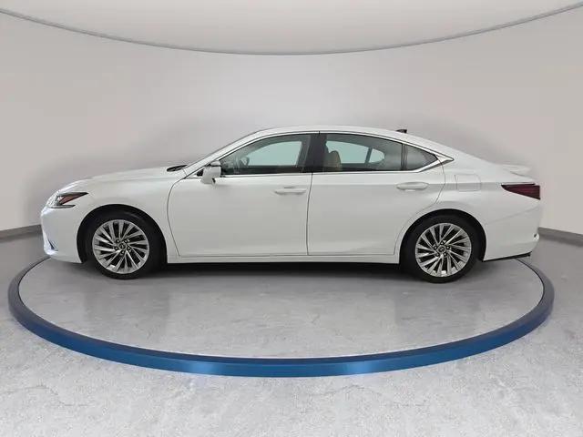 2022 Lexus ES 350 Ultra Luxury
