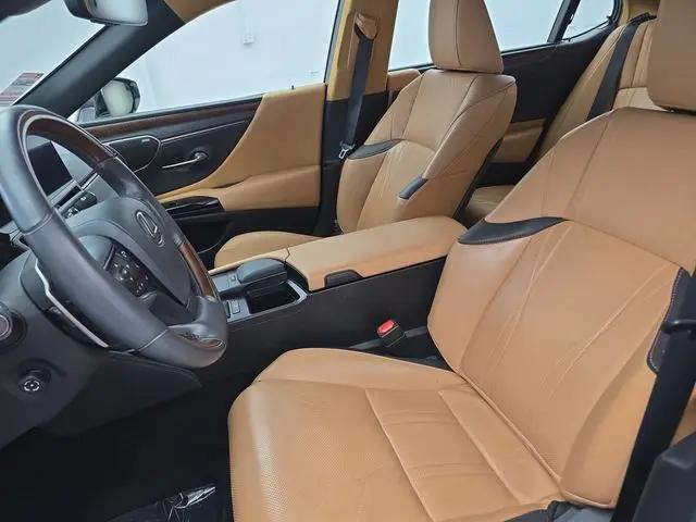 2022 Lexus ES 350 Ultra Luxury