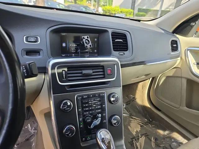 2013 Volvo S60 T5