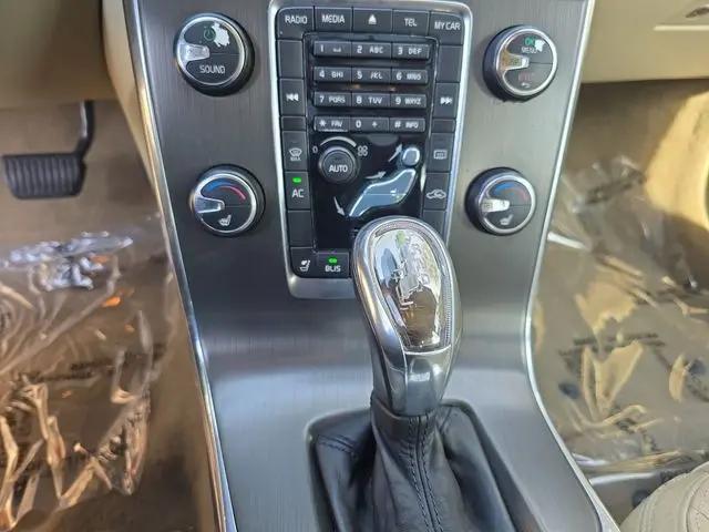 2013 Volvo S60 T5