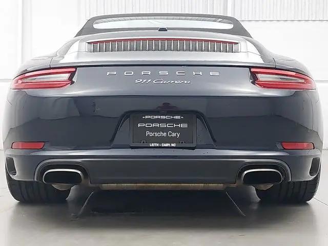 2018 Porsche 911 Carrera