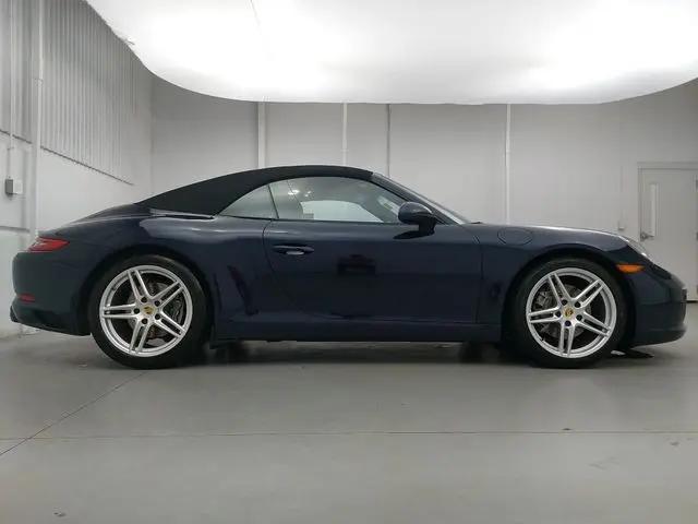 2018 Porsche 911 Carrera