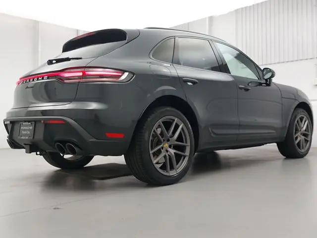 2026 Porsche Macan Macan