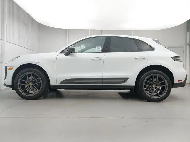 2026 Porsche Macan T