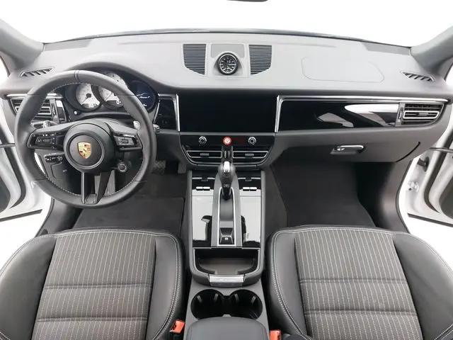 2026 Porsche Macan T