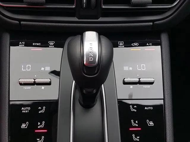2026 Porsche Macan T