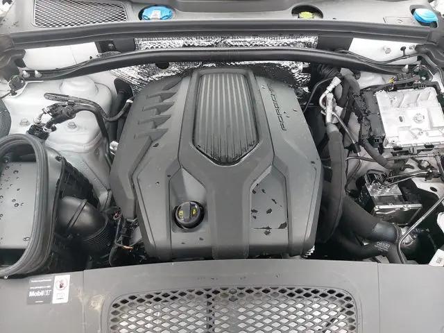 2026 Porsche Macan T