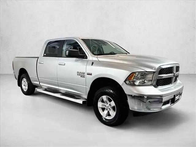 2019 Ram 1500 Classic SLT Crew Cab 4x4 64 Box
