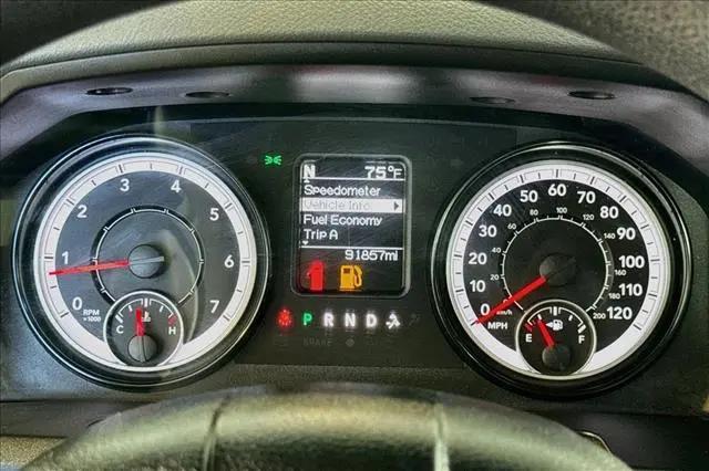 2019 Ram 1500 Classic SLT Crew Cab 4x4 64 Box