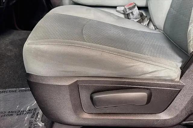 2019 Ram 1500 Classic SLT Crew Cab 4x4 64 Box