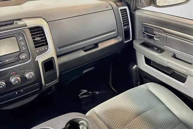 2019 Ram 1500 Classic SLT Crew Cab 4x4 64 Box