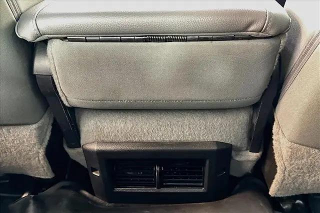 2019 Ram 1500 Classic SLT Crew Cab 4x4 64 Box