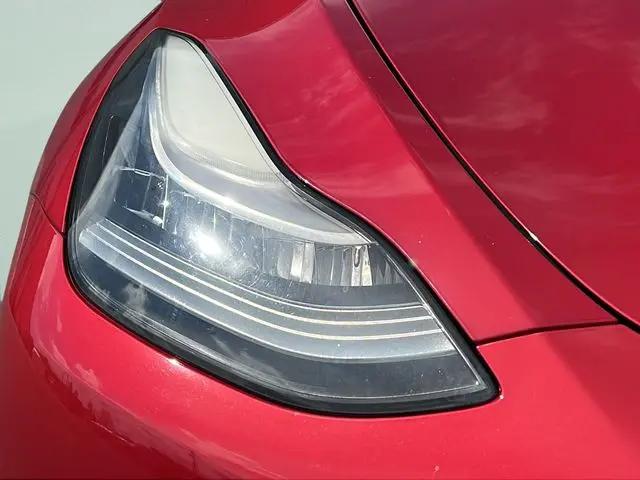 2021 Tesla Model Y Standard Range Rear-Wheel Drive