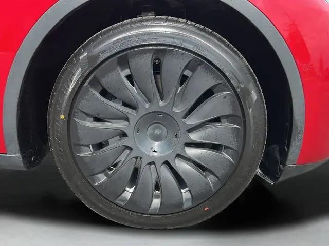 2021 Tesla Model Y Standard Range Rear-Wheel Drive