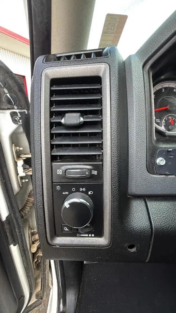 2019 Ram 1500 Classic Tradesman Quad Cab 4x2 64 Box