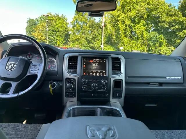 2017 Ram 1500 Big Horn Crew Cab 4x4 57 Box