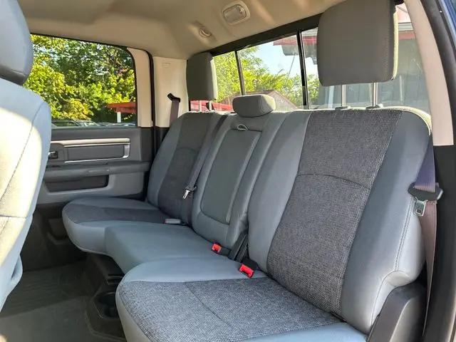 2017 Ram 1500 Big Horn Crew Cab 4x4 57 Box