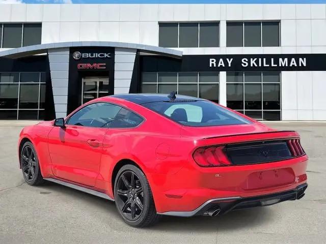 2020 Ford Mustang EcoBoost Fastback