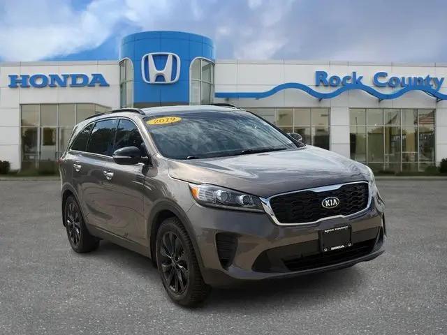 2019 Kia Sorento 3.3L S for sale in Janesville, WI