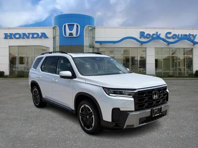 2026 Honda Pilot Touring for sale in Janesville, WI
