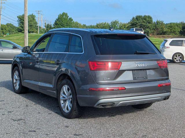 2019 Audi Q7 55 Premium 2019 Audi Q7 55 Premium