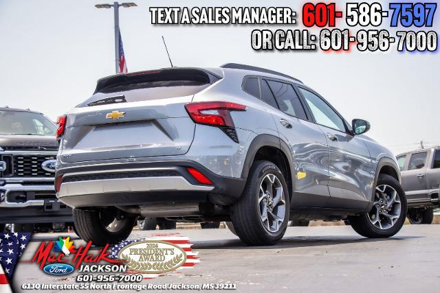2025 Chevrolet Trax FWD LT