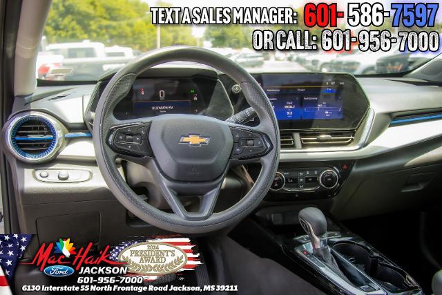 2025 Chevrolet Trax FWD LT