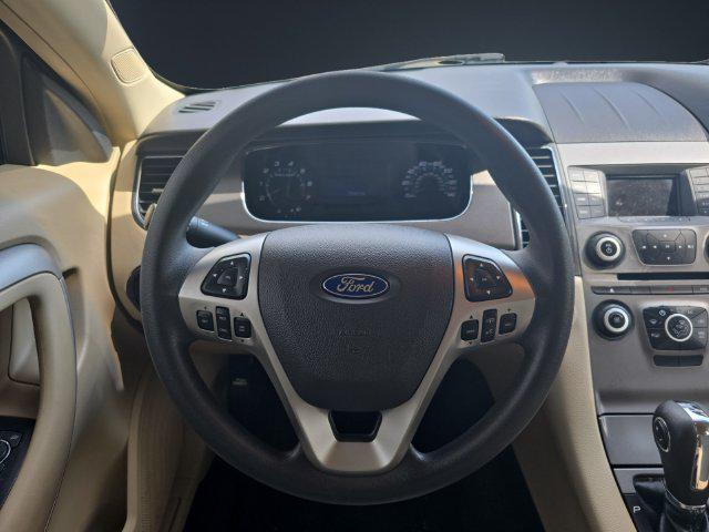 2017 Ford Taurus SE
