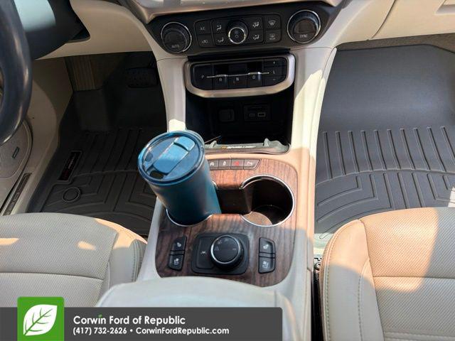 2021 GMC Acadia FWD Denali