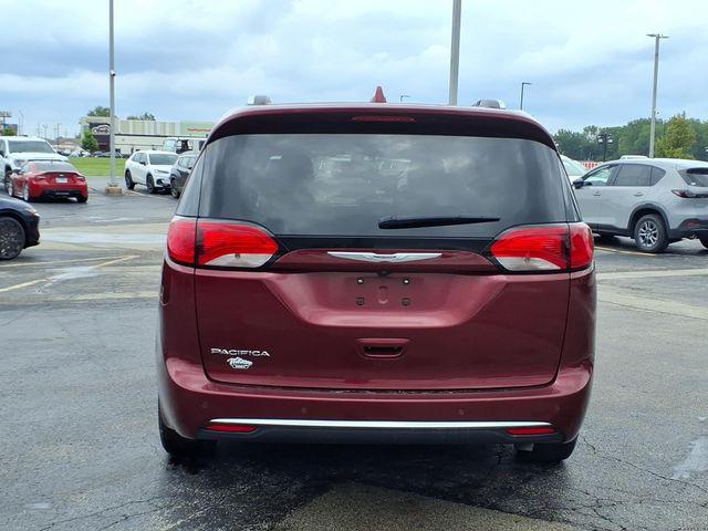 2020 Chrysler Pacifica Touring L