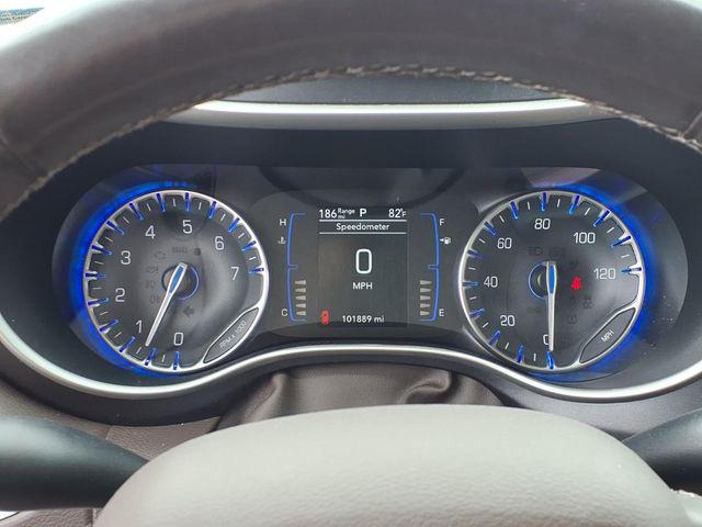 2020 Chrysler Pacifica Touring L