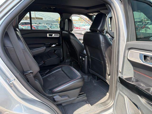 2024 Ford Explorer ST-Line