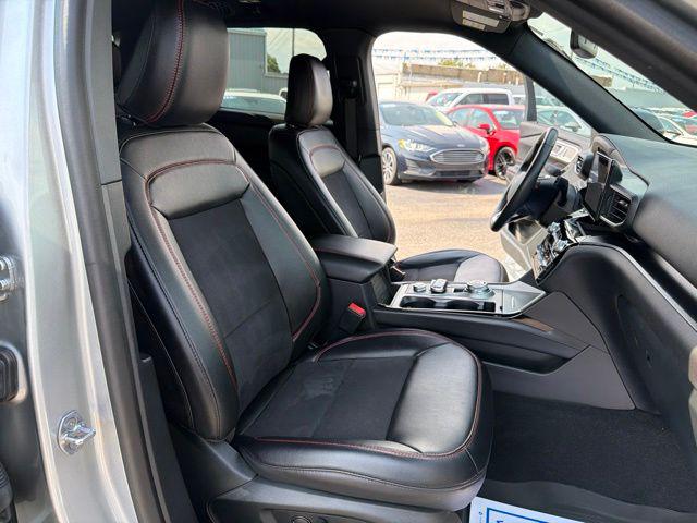 2024 Ford Explorer ST-Line