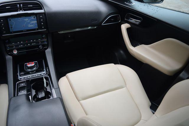 2018 Jaguar F-PACE 25t Premium