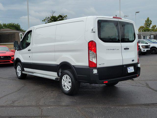 2025 Ford Transit Cargo Van Base
