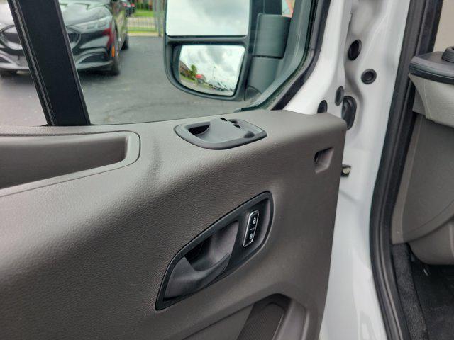 2025 Ford Transit Cargo Van Base